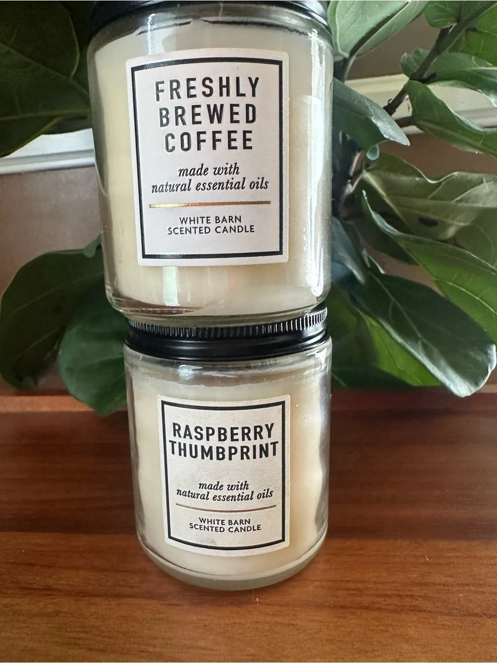 2 BATH & BODY WORKS WHITE BARN SCENTED CANDLE 1-WICK 7 OZ